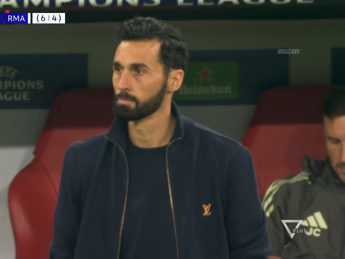 ريال مدريد خلال آخر 4 مباريات :
📷 خسارة أمام بايرن ميونيخ في دوري الأبطال
📷 تعادل أمام جيرونا في الليغا
📷 خسارة أمام بايرن ميونيخ في دوري الأبطال
📷 خسارة أمام مايوركا في الليغا
#ريال_مدريد_بايرن_ميونخ 
#ريال_مدريد 
#دورى_ابطال_اوروبا