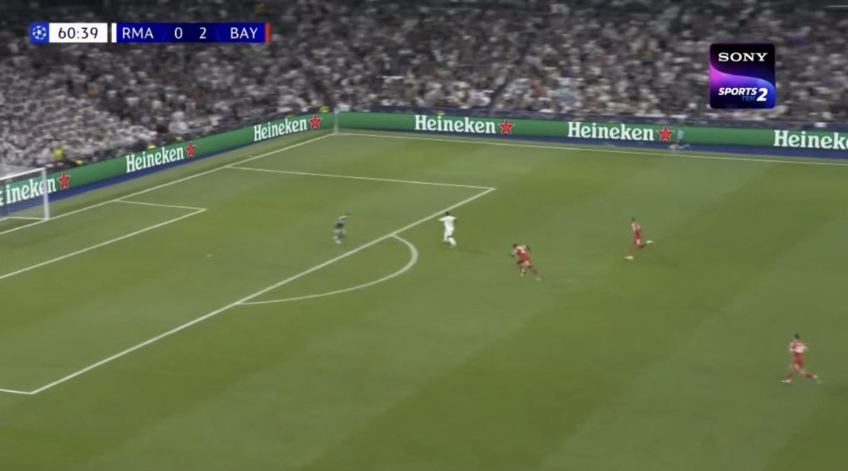 De🅿️ressed Real Madrid Fan #PerezOUT #SellVini tweet media