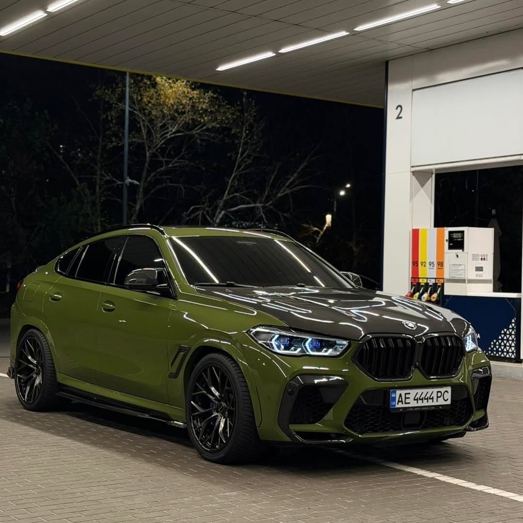 Chris.Hbarbarian🟨💧 tweet media