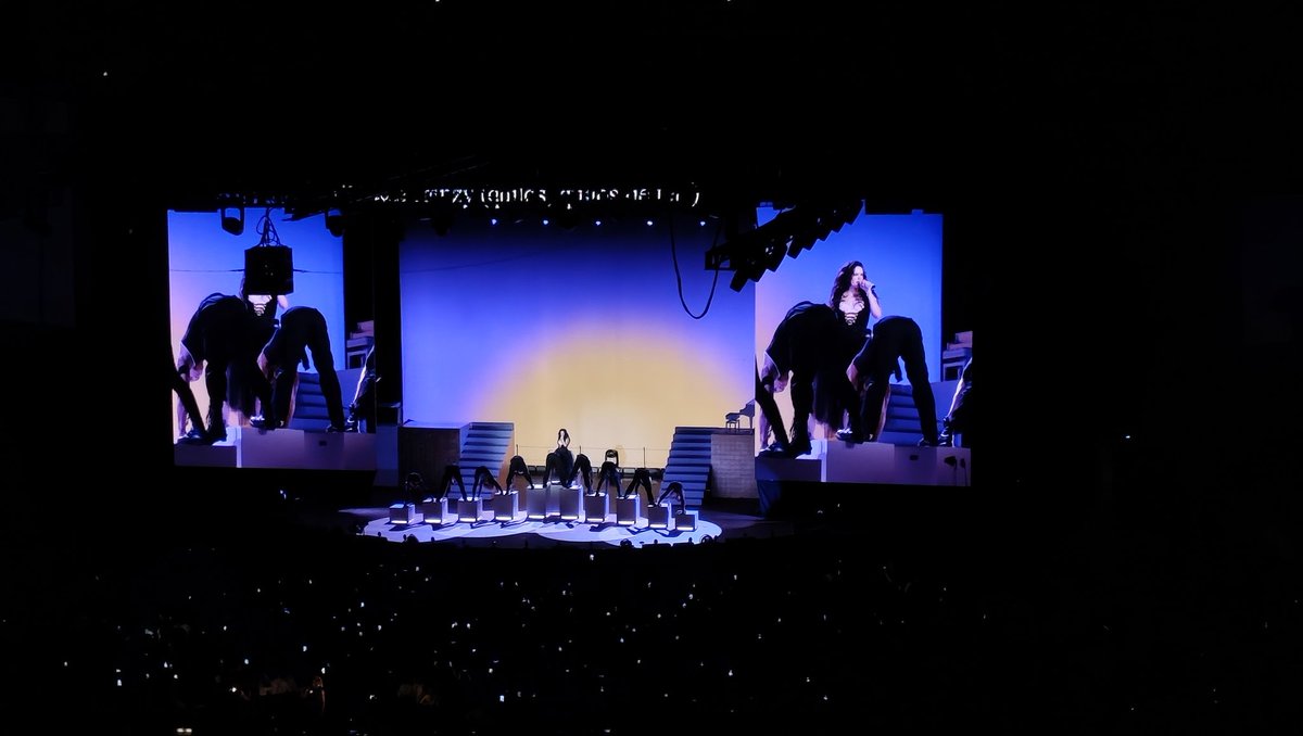 Qué fuerte esta tía, hipnotizadas