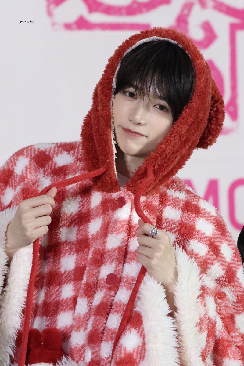 모에모에규 tweet media