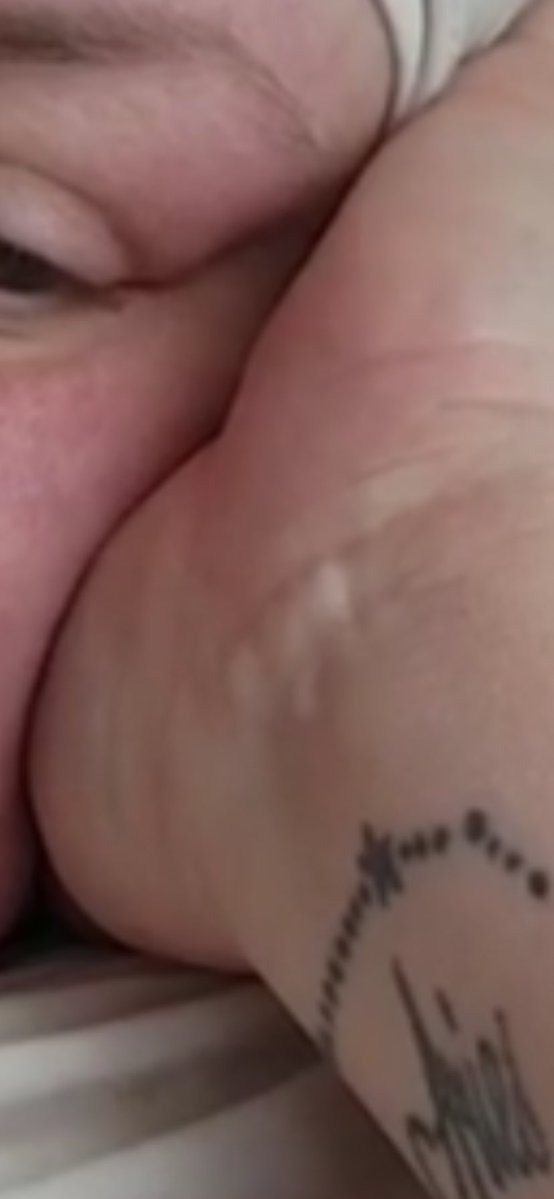 Buttered crumpet tweet media