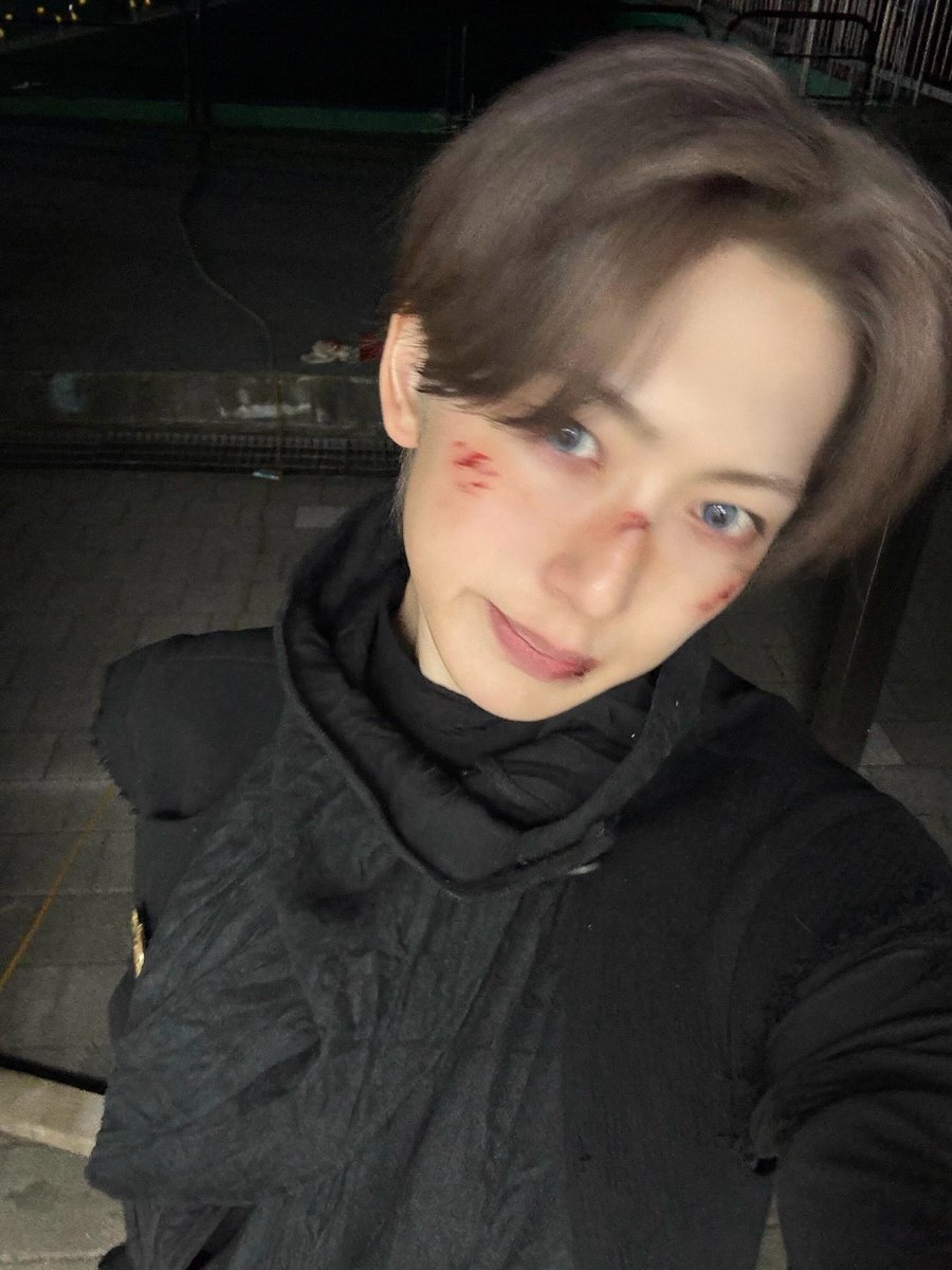 nat4kei's tweet image. my fave genre of fuma selcas