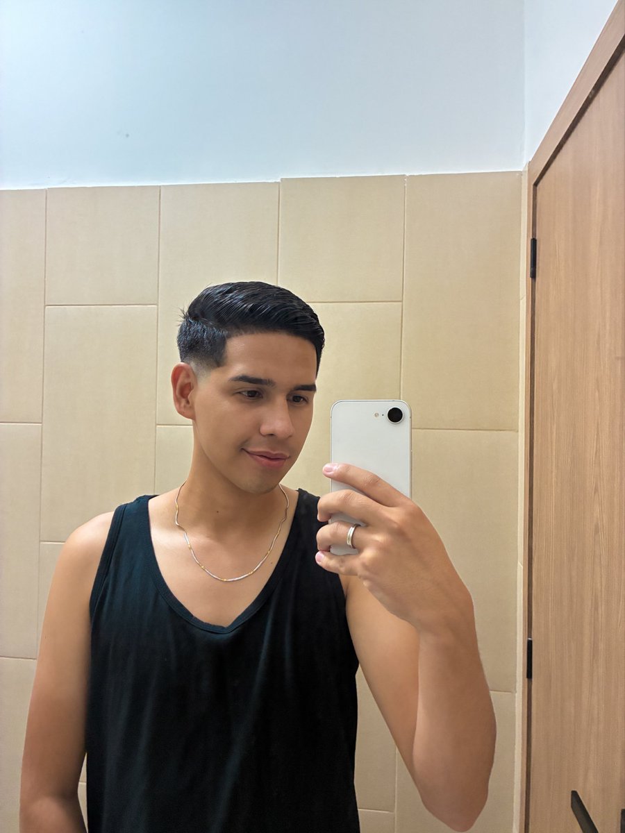 AronAlexis2003's tweet photo. 🪄 https://t.co/1BBFU5jkPe