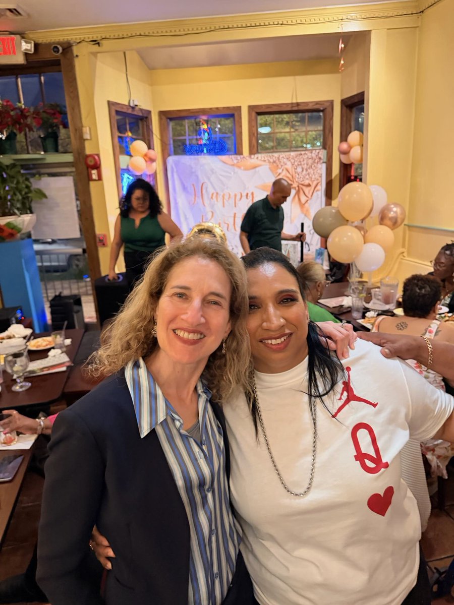 Kinney Zalesne tweet media