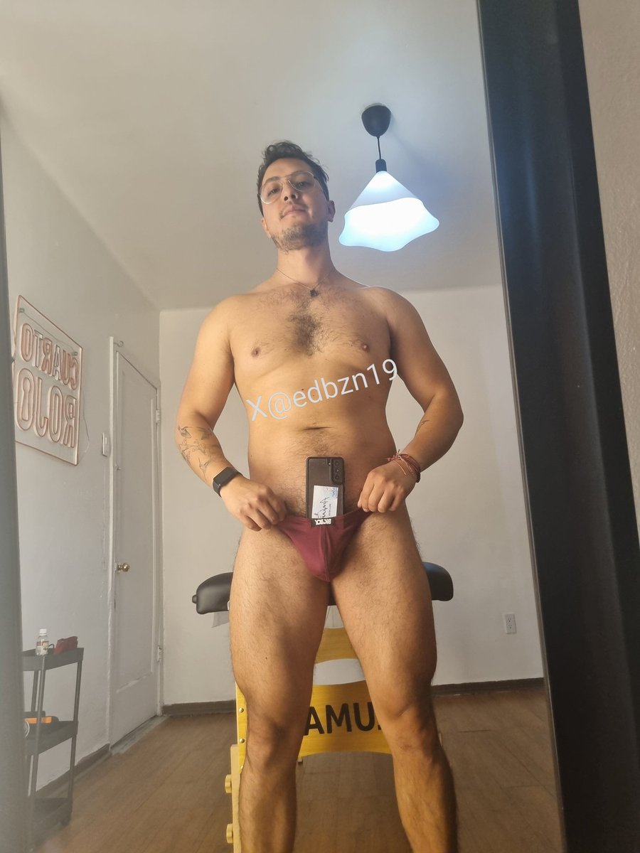 velludito tweet media