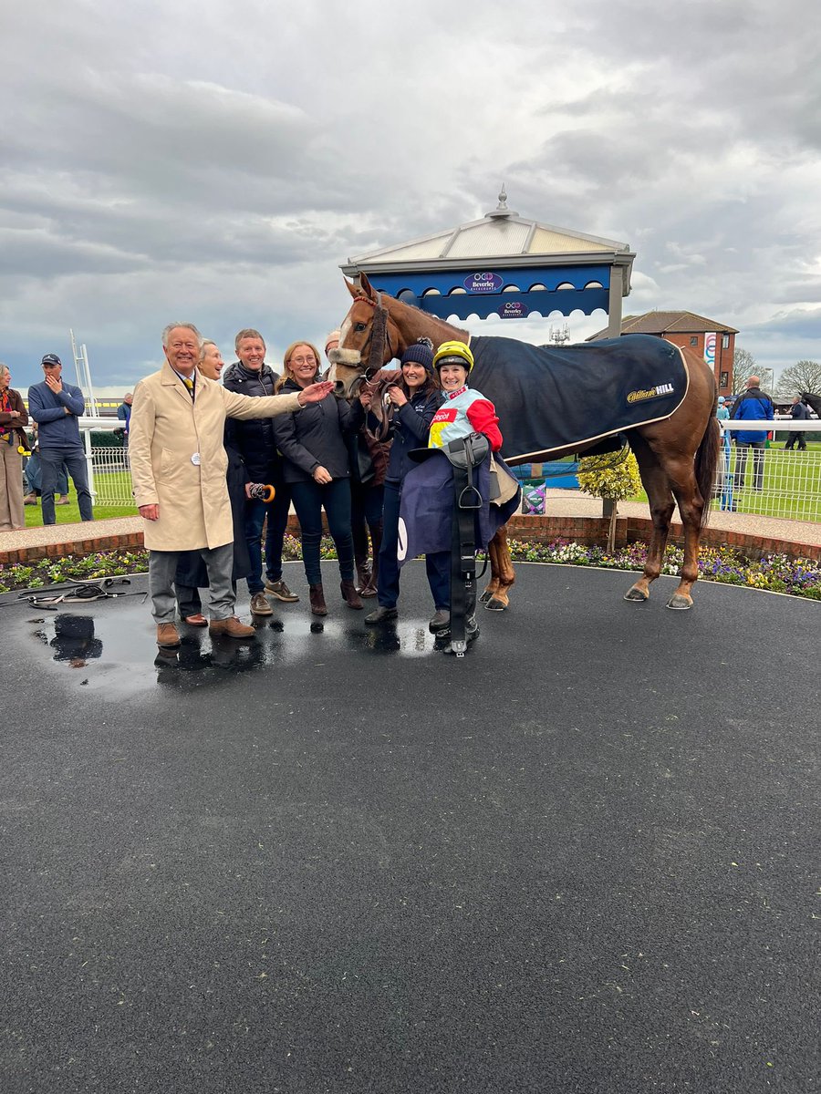 jomason90's tweet image. Double on the day @Beverley_Races 
🥇Elysian Flame @samanthcoward &amp;amp; @jacquelinecowar 
🥇Sea Master @RuthCarr1 @scarlettward Peter Ward
Well done and all connections 🎉
@SkyBet #winners #double #ElysianFlame #SeaMaster