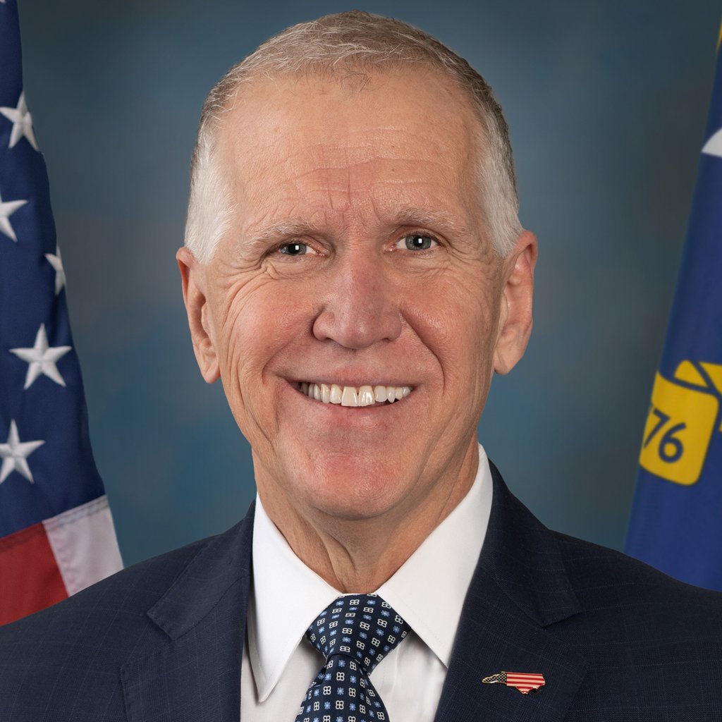 ChartNerdTA's tweet image. 🚨 #CLARITY: @SenThomTillis has told reporters that he Is still "going back and forth" with stakeholders on stablecoin yield text, and whether it will be released publicly this week or not.