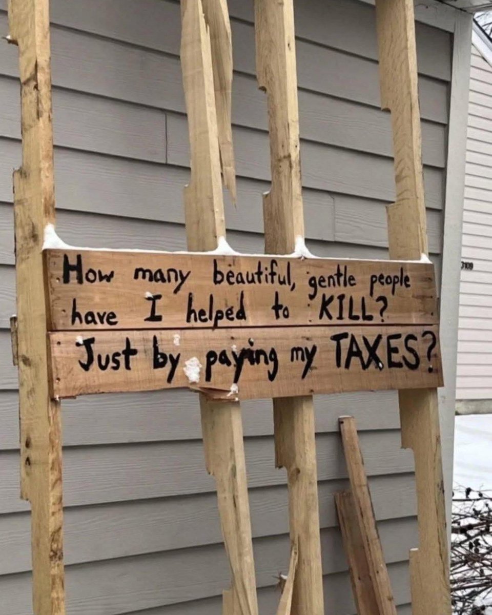 Antifa_Ultras tweet media