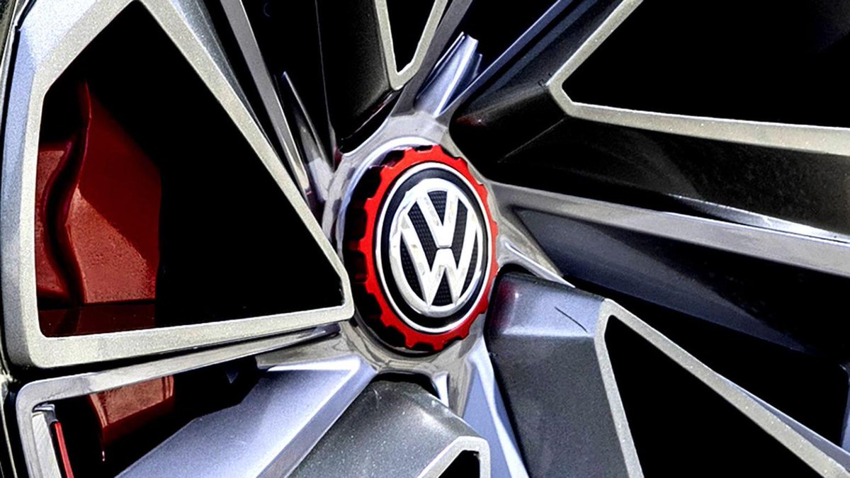 Carscoop's tweet image. VW’s China Collapse Is Bad, But Its American Problem Might Be Harder To Fix #car #auto #cars carscoops.com/2026/04/volksw…