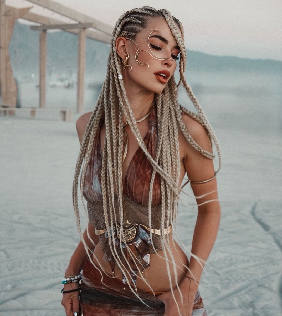 Alt_Anthem's tweet image. Sci-Fi Militant

utilitarian futures and tactical fashion lines

wearing the cinematic pulse of the new age 🤖⛓️

#scifimilitant #fffpostalservice #techwear #futurism