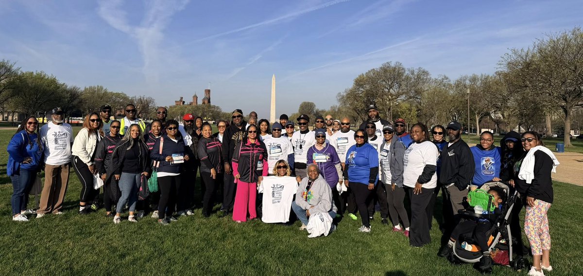 MWPHGLofDC's tweet photo. Our Masonic family showed up in numbers at the Annual ScopeItOut Colorectal Alliance 5K Walk. We volunteered, walked and raised funds for colorectal cancer research and awareness. Thanks to the Associate Matrons and the "J. Ray Squad" https://t.co/gVhi5W93Bj