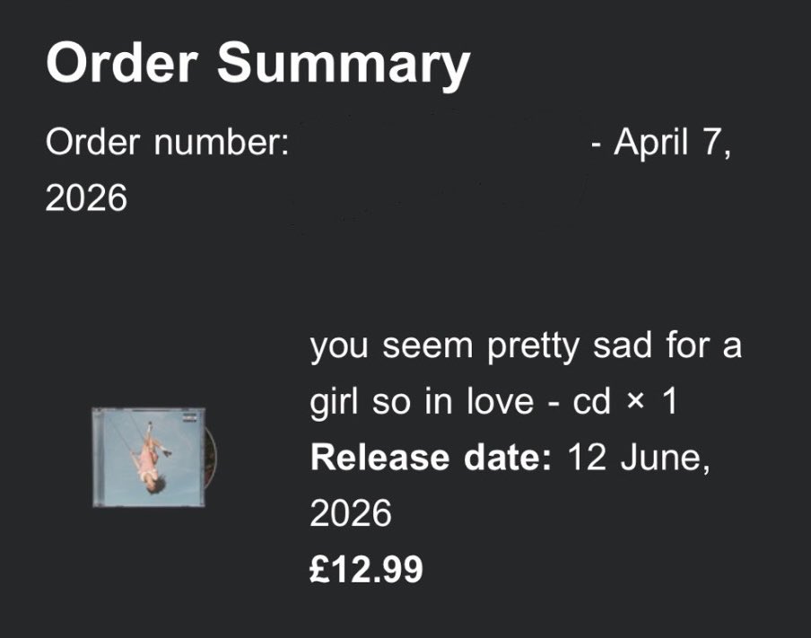 Chat.. preordering the cd for the #or3album was a good idea RIGHT? #oliviarodrigo #livieshq #youseemprettysadforagirlsoinlove