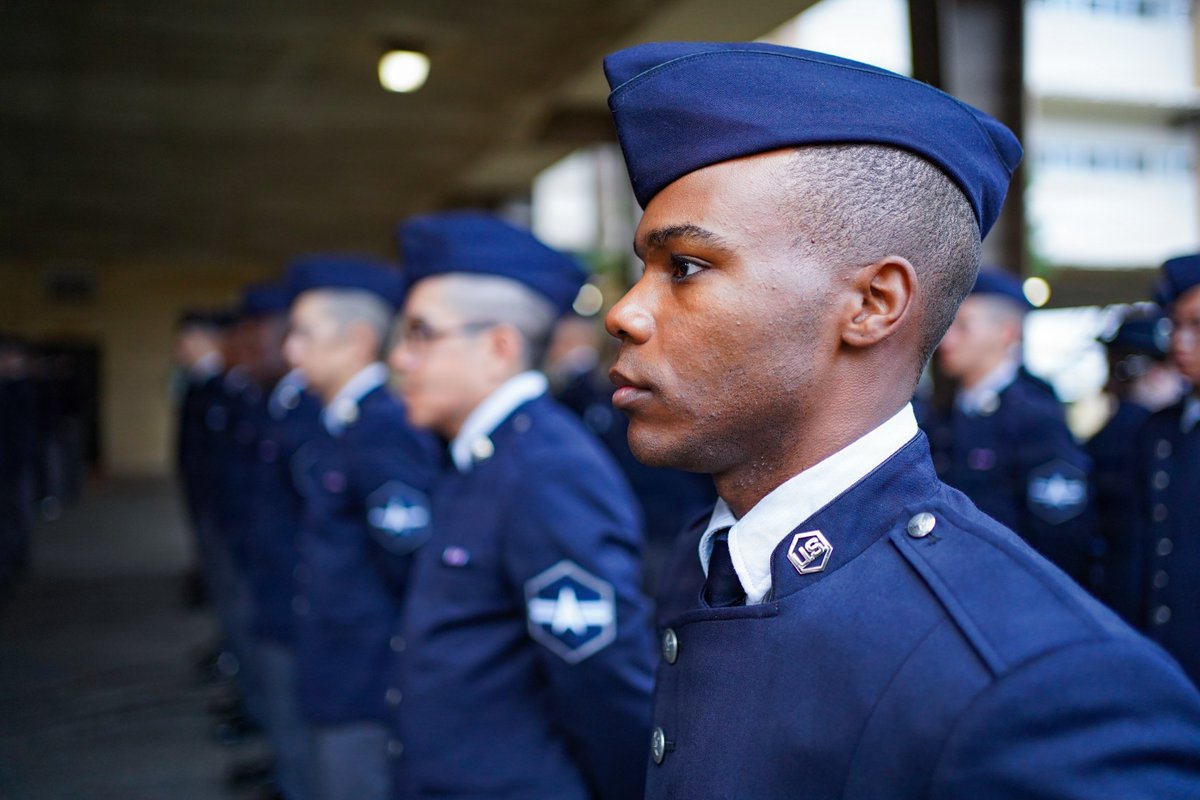 USSpaceForce's tweet photo. Goal achieved 5 months ahead of schedule!

In FY26, we recruited 730 active-duty Guardians. Our service continues to be a sought-after career path for young Americans seeking advanced tech training, education benefits & a sense of purpose. 

Learn more about us: https://t.co/jhorlrdc8t