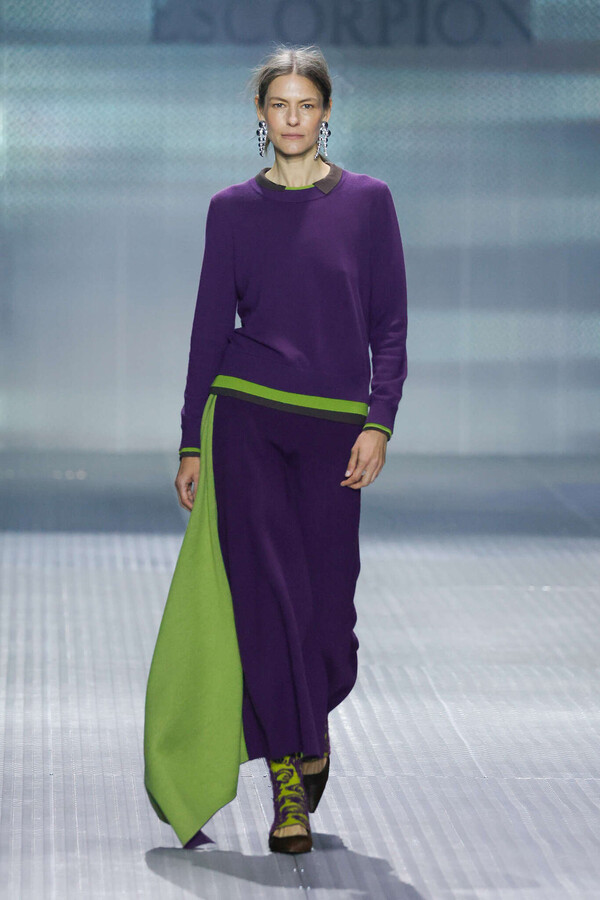 La Mode Unknown tweet media