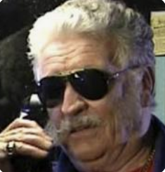 Minister for Ruffled Feathers tweet media