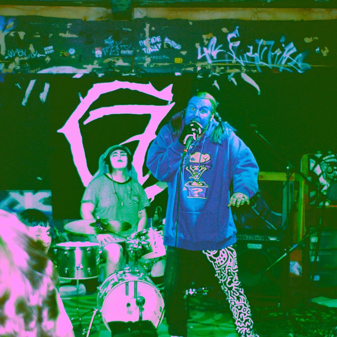 𝙐𝙉𝘾𝙇𝙀 𝙃𝙊𝙊𝘿𝙄𝙀 🜏 tweet media