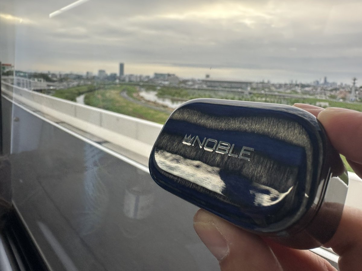 AnakChan's tweet photo. On the way to Narita at 6:20 am chillin’ with the @noblebywizard Prestige Encore #headfi https://t.co/UFmugQFkqN