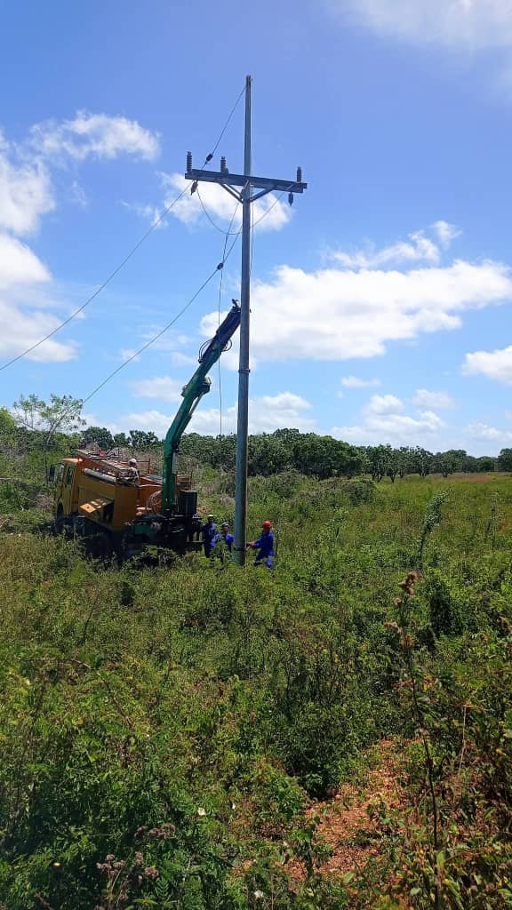 Empresa Eléctrica Cienfuegos tweet media