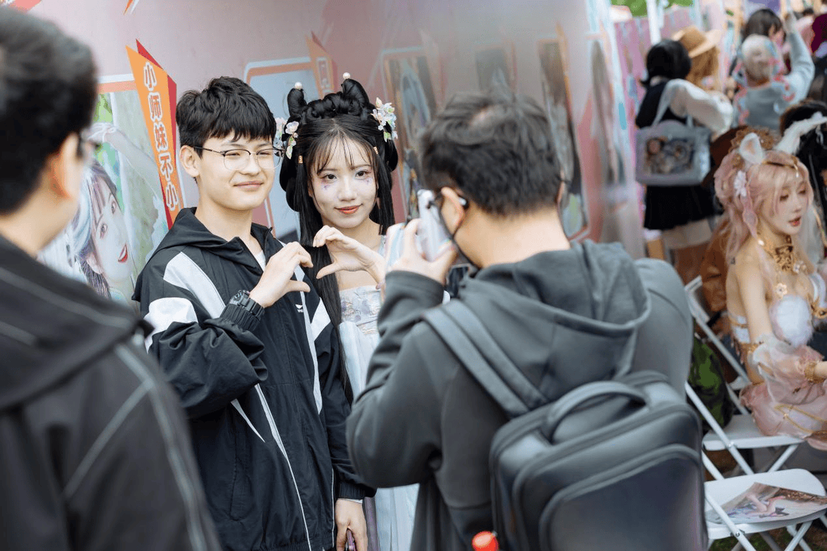 Nellstar tweet media