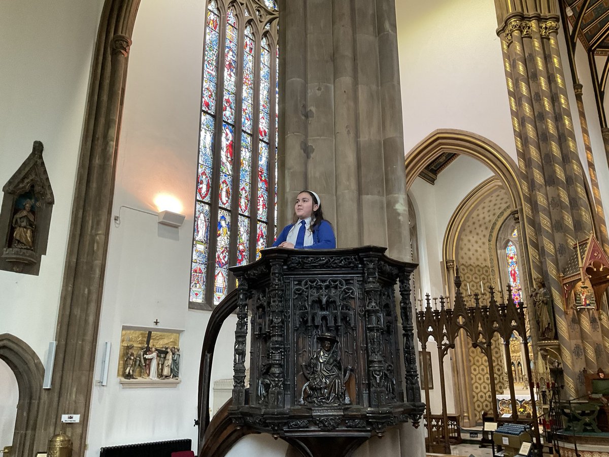AbbeyPrimary's tweet image. Y6 loved seeing the pulpit at St Chad’s Cathedral and even had a go at projecting their voices to be heard at the back of the Cathedral.  #Y6  #RE @StChadsBirm