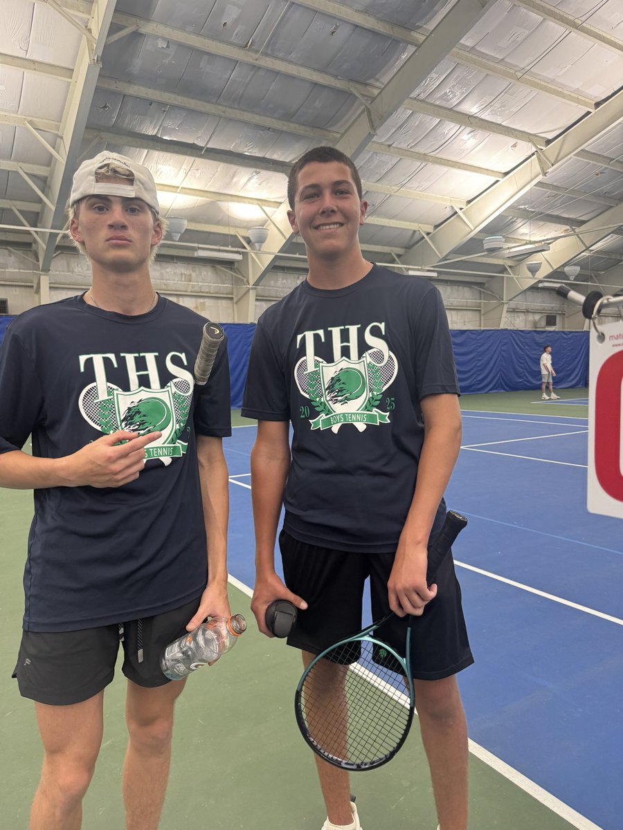 THSWolvesTennis's tweet photo. @thsactivities 1D 3rd place match in progress 
2D Senior Jake Warden and sophomore Greyson Ratcliff make it to the finals! 

4D Junior Hunter Dentsbier and sophomore Layton McCabe advance to the finals! https://t.co/Al5OgVQoE3