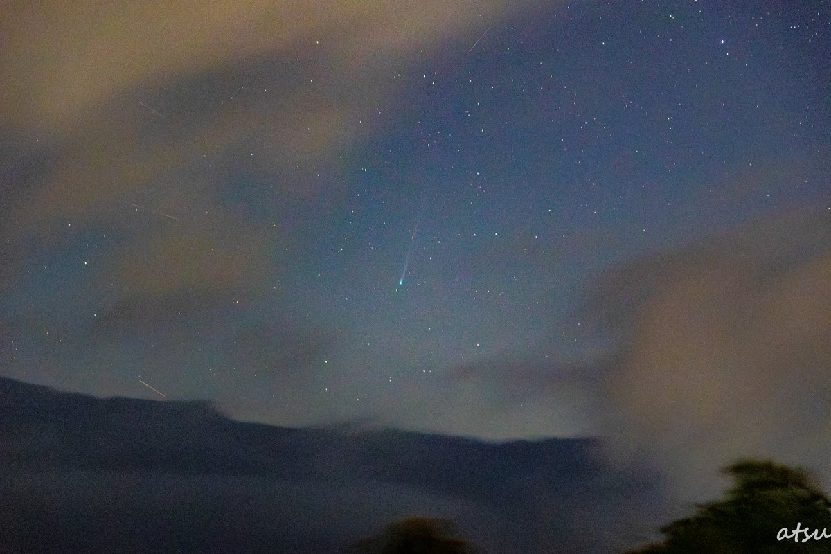 パンスターズ彗星（C/2025 R3）

今朝撮影
やっとお目にかかれました☆彡
強風の中、雲間から一瞬でした。
105㎜でノートリミングです。

ISO25600 f4 5秒（ポラリエで追尾）
2026.4.16 4:21(JST)
烏帽子岳から