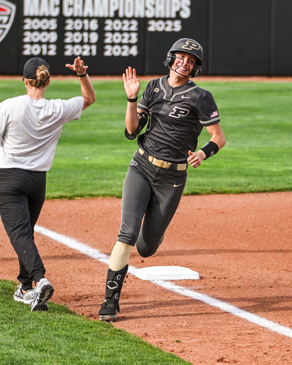 Purdue Softball tweet media