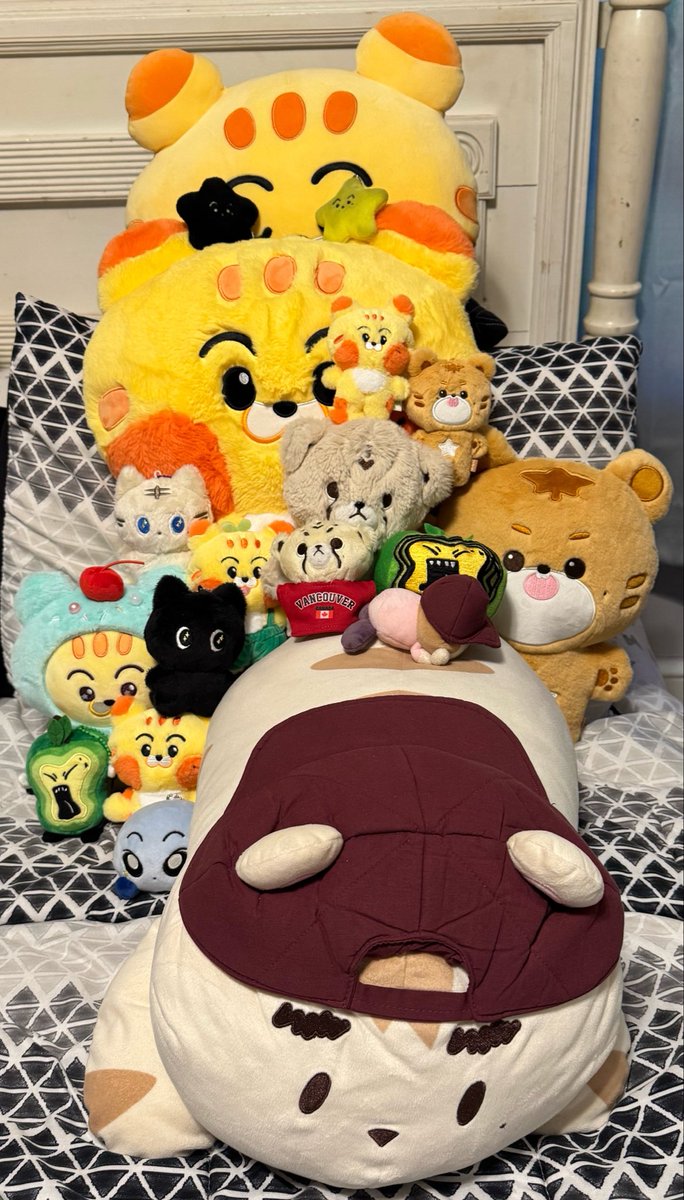 cals ☼ tweet media