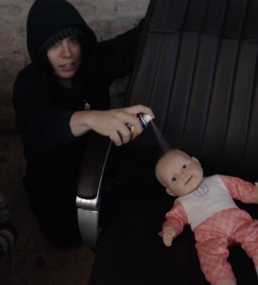 abril .ᐟ 🌐 tweet media