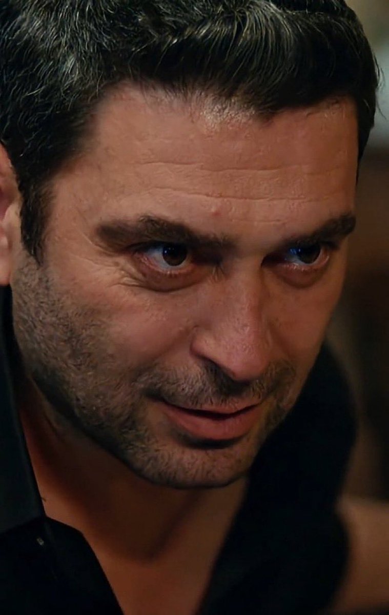 X🇰🇼خشم اوزان tweet media