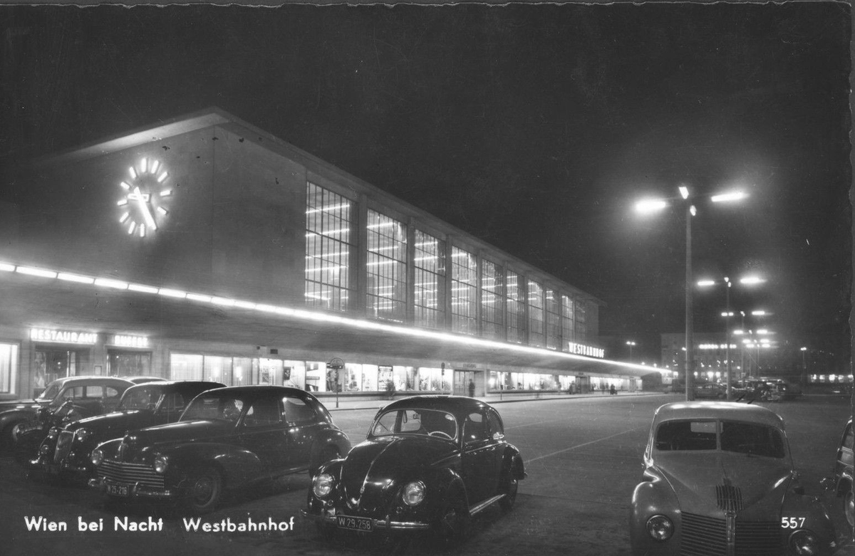 YannRobichon's tweet photo. Happy #WednesdayVW / #VWWednesday!... 
#Auto #Automobile #Automobiles #Autos #Beetle #Car #CarHistory #Cars #CarsHistory #ClassicCar #ClassicCars #Coccinelle #Coupé #Cox #Käfer #Kever #Photo #Photographie #Photography #RetroCar #RetroCars #VintageCar #VintageCars #Volkswagen #VW https://t.co/EvYt8SIBrC