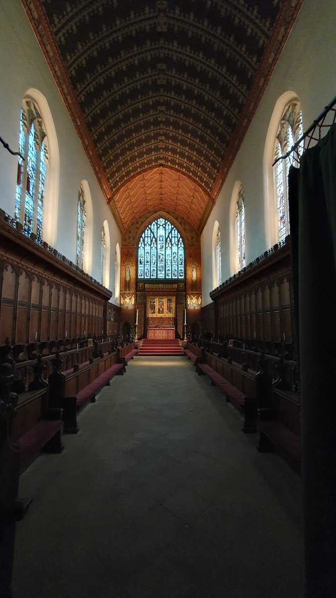 ByrgaGeniht's tweet image. A visit to Queens' College, Cambridge today for #WaybackWednesday to see if the inside had mysteries to match the outside. Sadly, not a great deal, but boy, the college is beautiful!