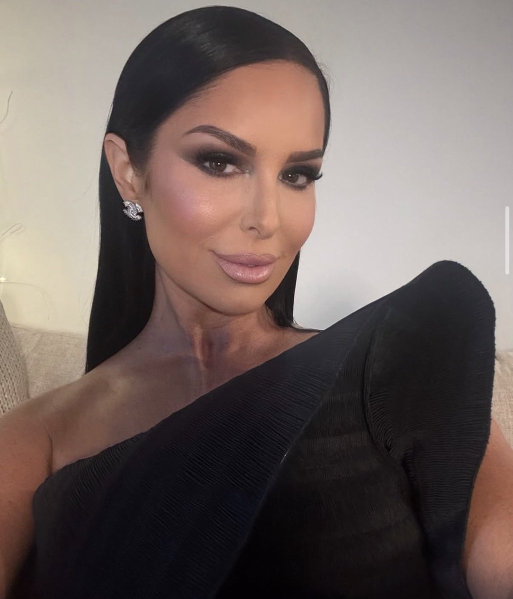 MCFP (Mary Cosby Fan Page) tweet media