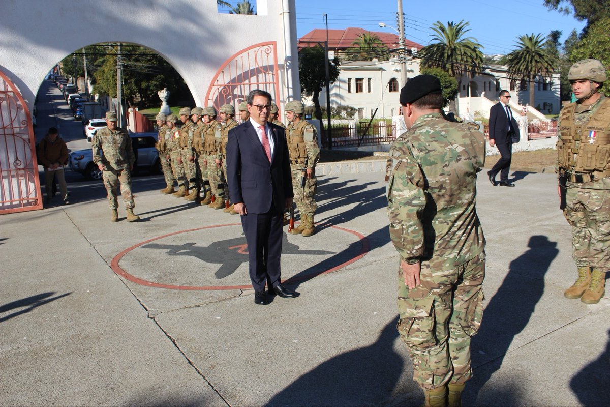 Ministerio de Defensa Nacional tweet media