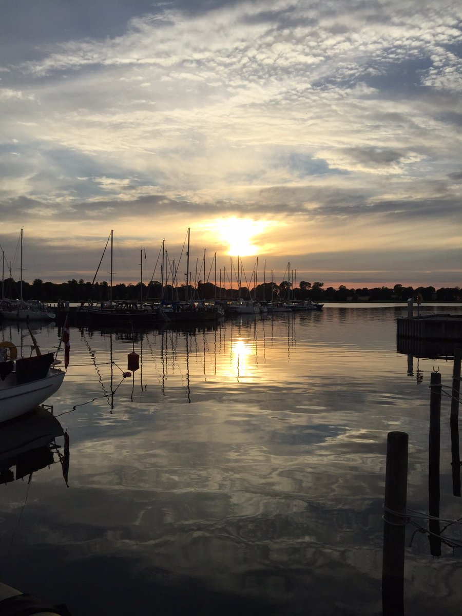 Andrew West tweet media