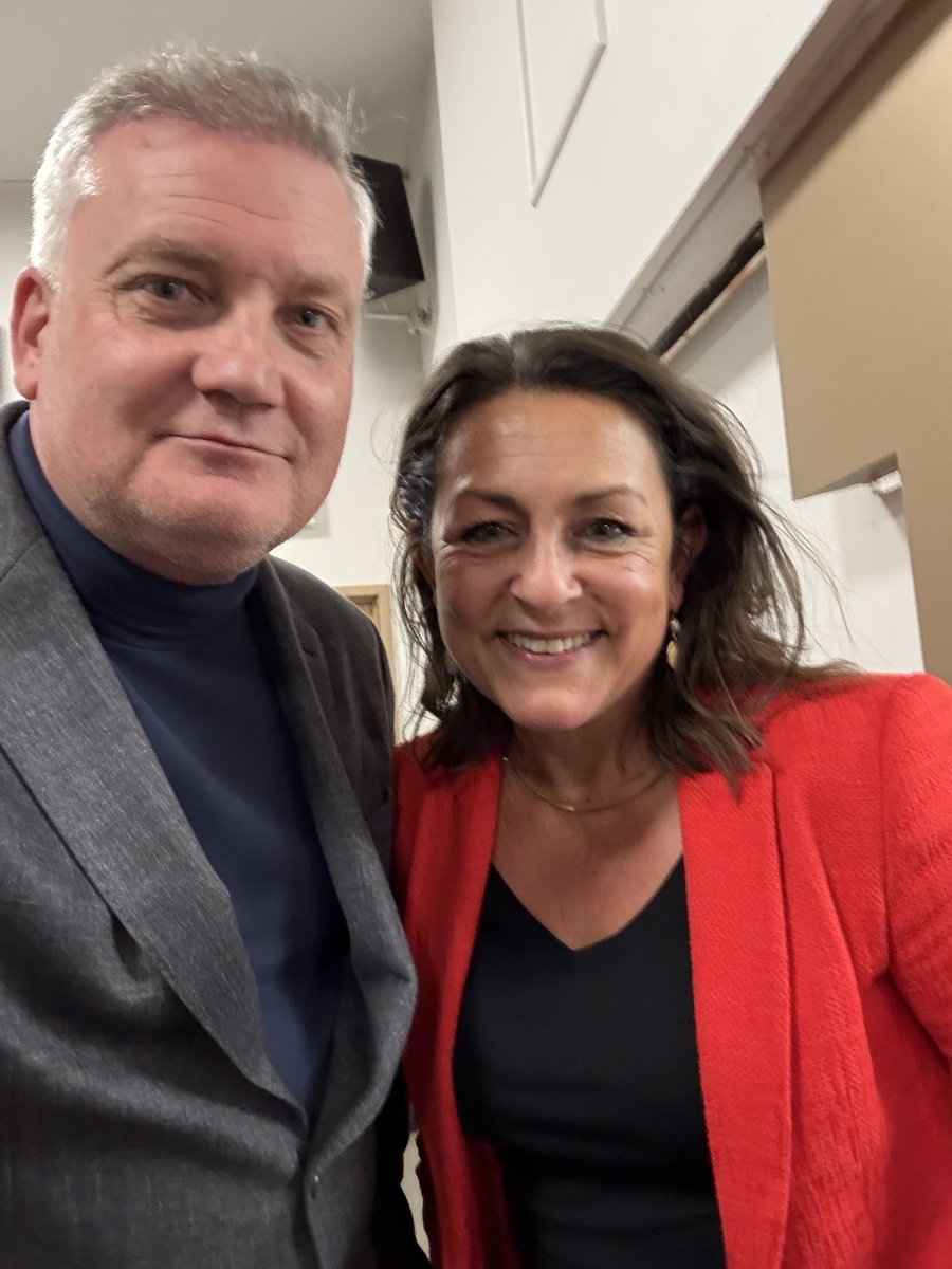 Russell Quirk tweet media