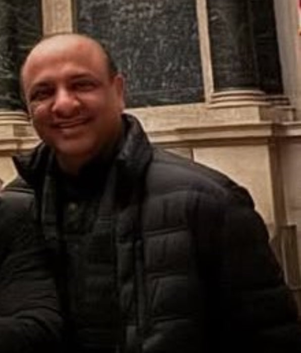 Nazmul_Hoque0's tweet photo. @priyaee I am absolutely sure he is more handsome than your father. . https://t.co/m0MaBiVMUh