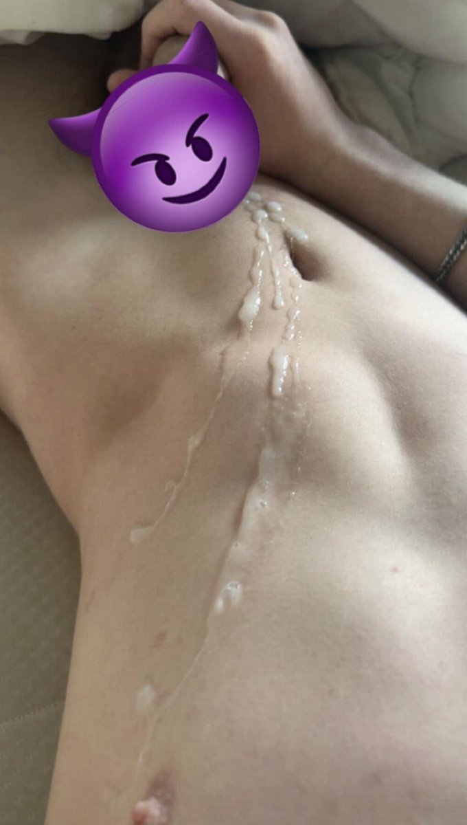 Teen lad 😈 tweet media