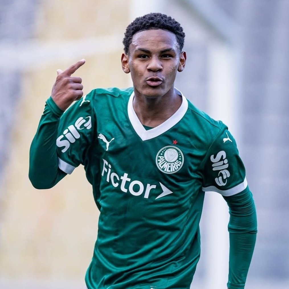 《 𝐉𝐉 》 tweet media