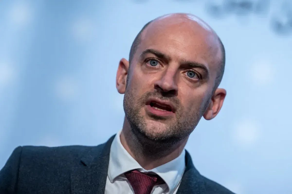 Little Think Tank tweet media