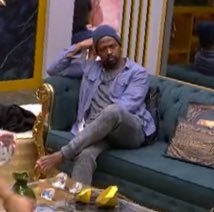 gustavo born for the runway🐧 tweet media