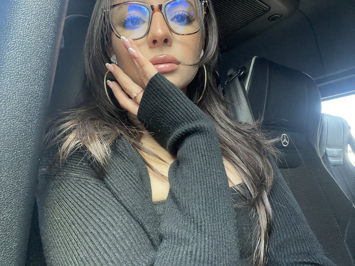 malak ♡ ‧₊˚ ⋅ ౨ৎ ‧₊ .ᐟ tweet media