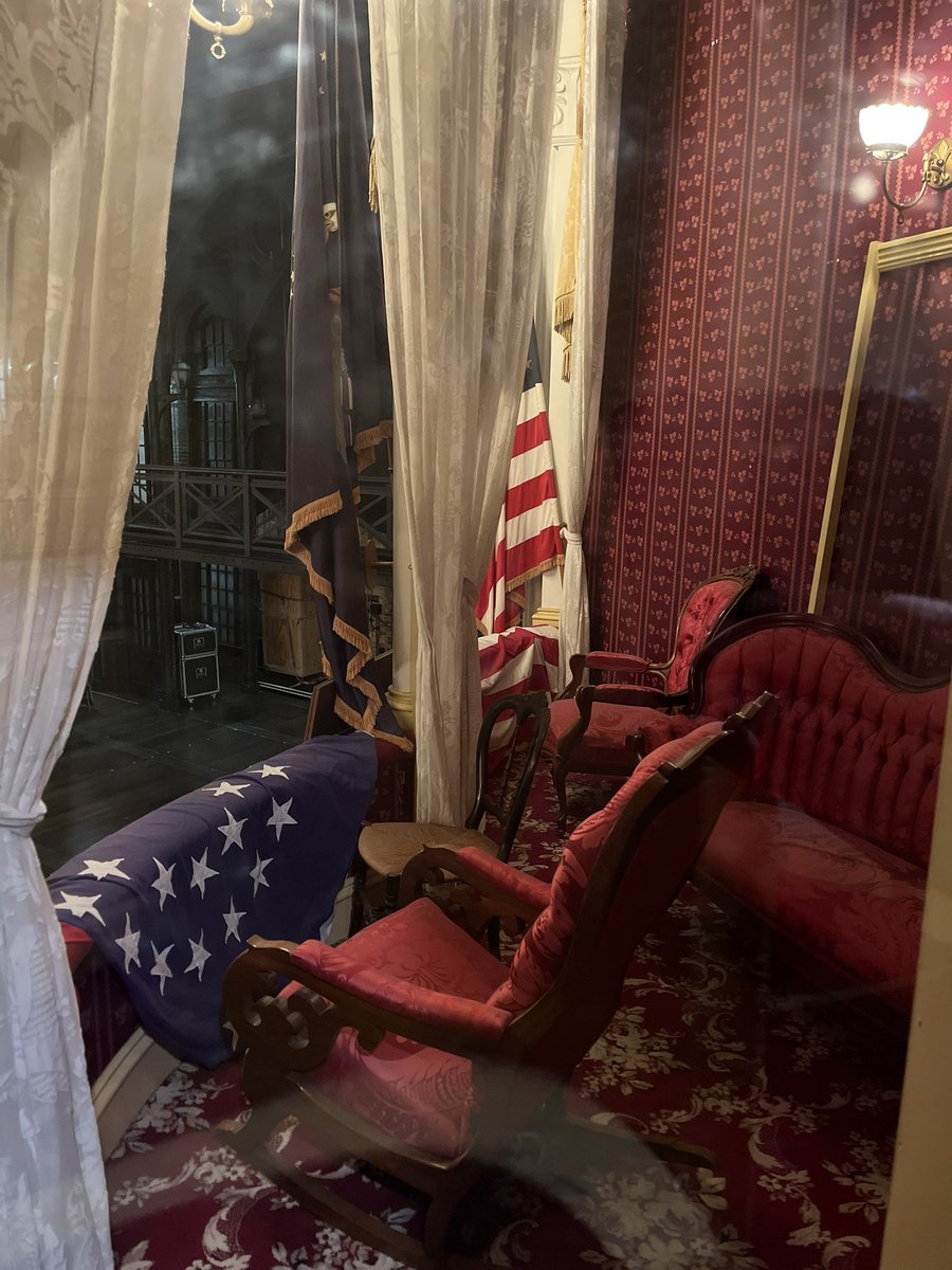 dpartschNC's tweet photo. On this day in 1865, President Abraham Lincoln was shot at Ford’s Theatre. If you ever are in D.C., you should visit the site and take a walk through the historic national tragedy of 4/15/1865. https://t.co/qSWwnkmaYz