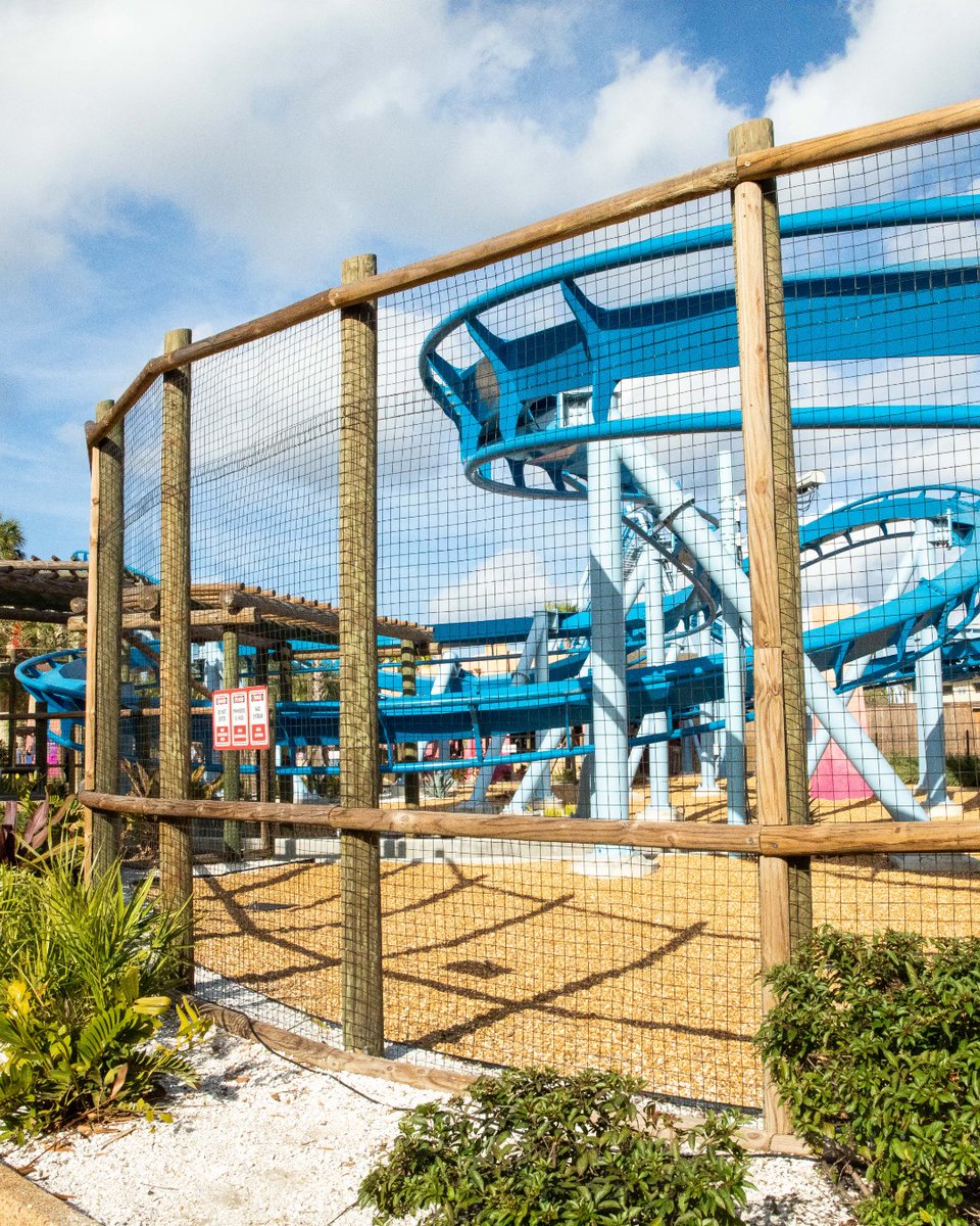 mcnicholsco's tweet image. Built for the thrill of Busch Gardens Tampa! 😄

With open visibility and dependable strength, Wire Mesh fencing is the perfect fit for a safety barrier while allowing guests to see every twist and turn! 🎢

#WireMesh #BuschGardensTampa #FencingSolutions