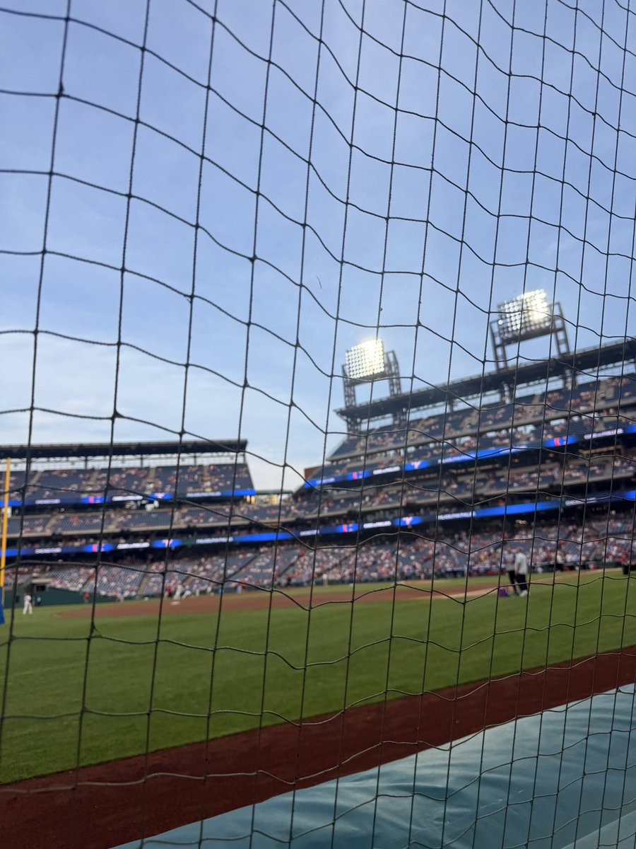 alyssa ✶ tweet media