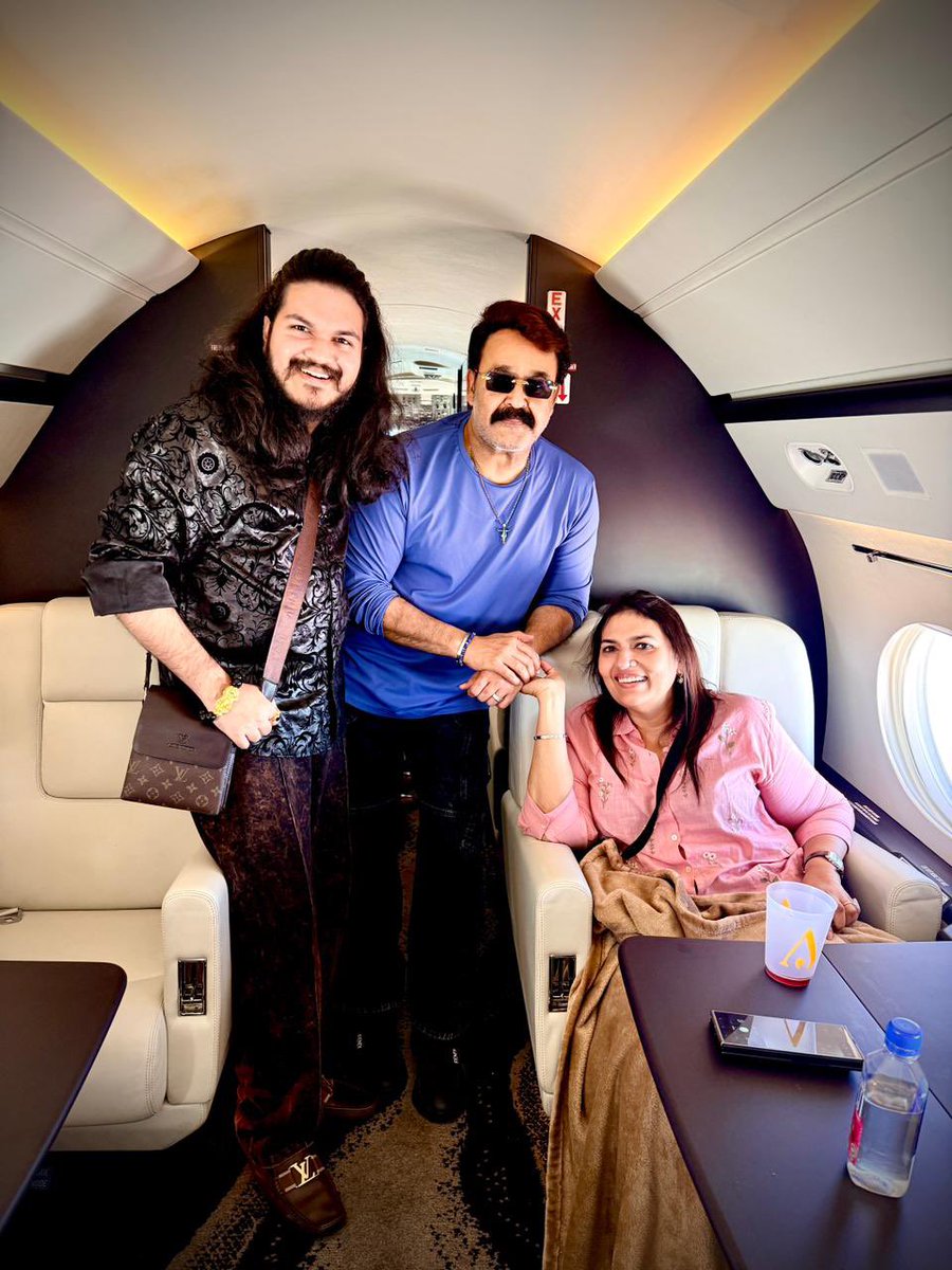 imsreesanth's tweet image. #mohanlal
#privatejet
#lalettan