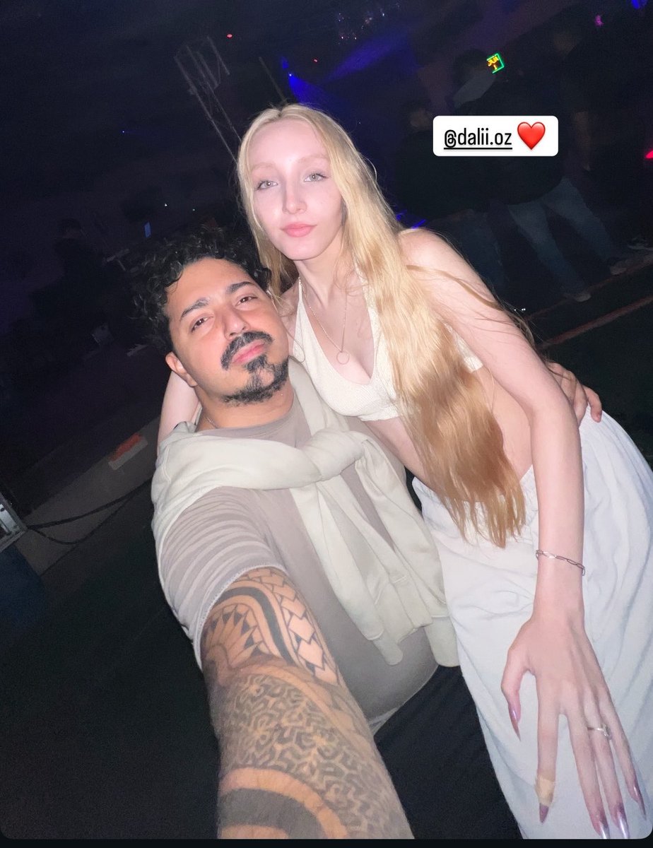 aguztina tweet media