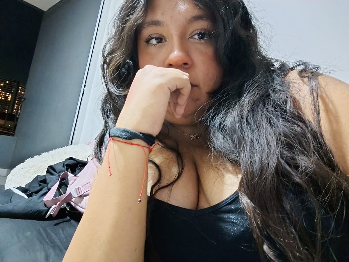 melodicql's tweet image. HOLIII soy ro !! (🇨🇱/18) mi piloto fav el amor d mi vida rey de mis quincenas es ollie pero tmb apoyo mucho a kimi, oscar y franco, síganme q soy buena onda y m gusta mucho interactuar #integracionformulera #f1twt @scuderiaswiftie