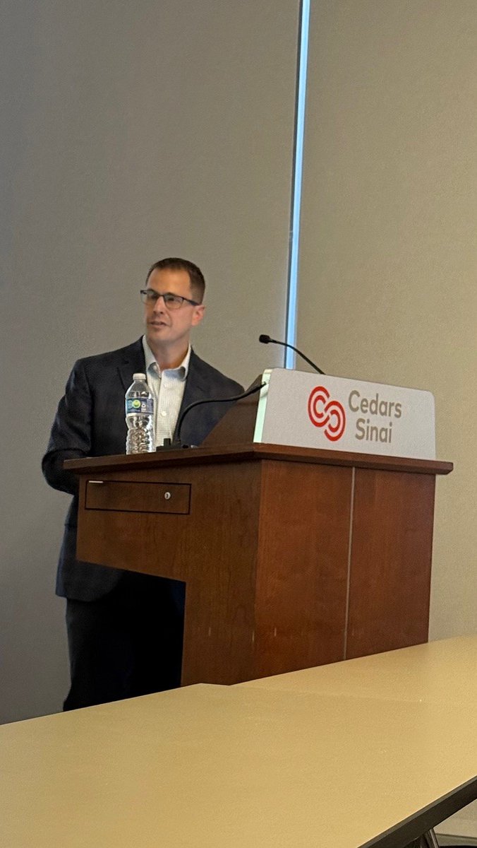 MarbanLab's tweet image. We were pleased to host @kory_lavine of @washumedicine as @SmidtHeart visiting professor. Kory’s cutting edge work on innate immunity is identifying new #therapeutic targets for #heartfailure. @LavineLab